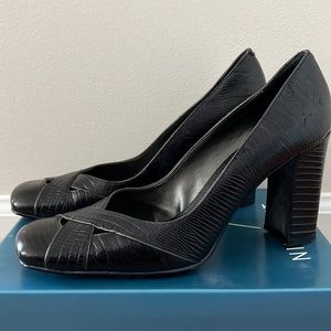 Black Reptile Print Nine West Pumps 3 1/2 Inch Heel
